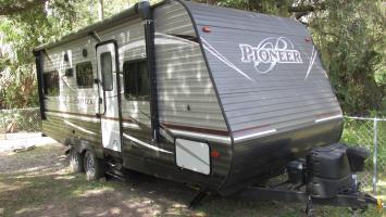 Great Family camping unit Queen/2 singles