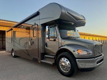 2019 Renegade Valencia 38RW Super C RV 360HP Cummins Diesel 2 Slides