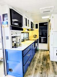RV rental Ideal for: Vacations, Bethel area exploration, house hunting RV rental Ideal for: Vacations, Bethel area exploration, house hunting