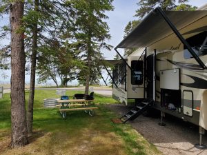 RV rental delivered to campsite for affordable RV camping trip